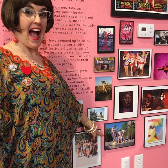 Meet your Posher, Elsa - Picture 12 of 13